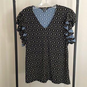 Ralph Lauren ladies top, size M.